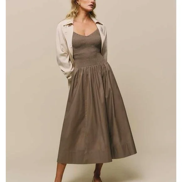 Reformation Sariah Midi Dress - Picture 1 of 11